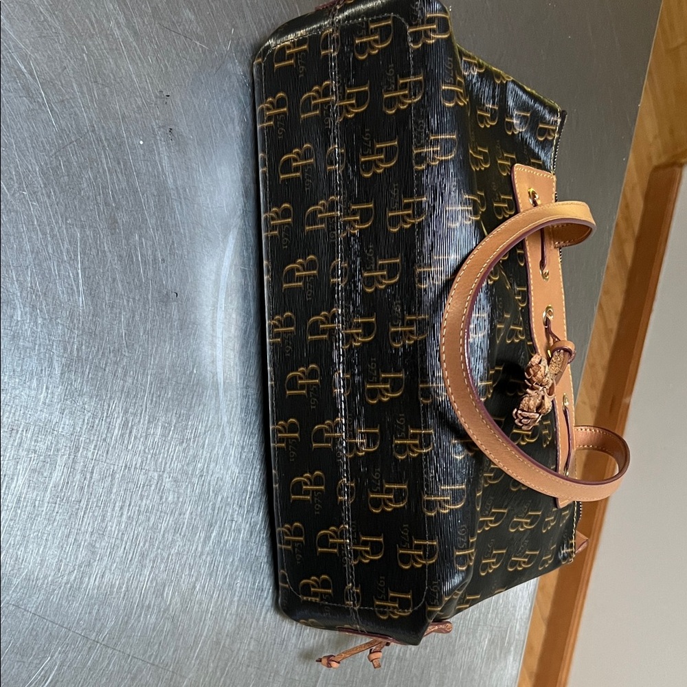 Dooney & Bourke Black and Tan Pebble Grain Tote Bag - Picture 5 of 6